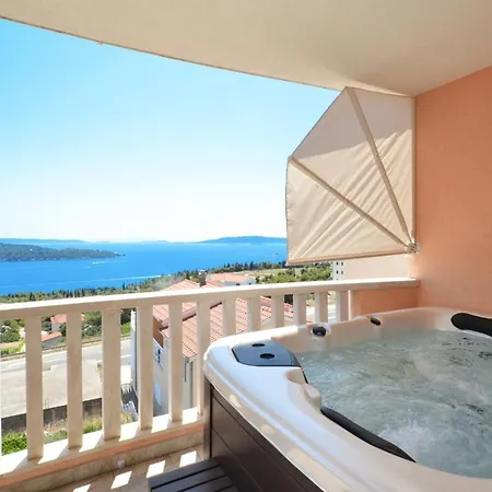 Apartment Elza Trogir Exterior photo